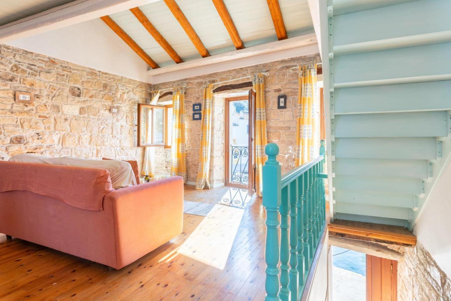 Apartament Spiros Jetty House Longós Zewnętrze zdjęcie
